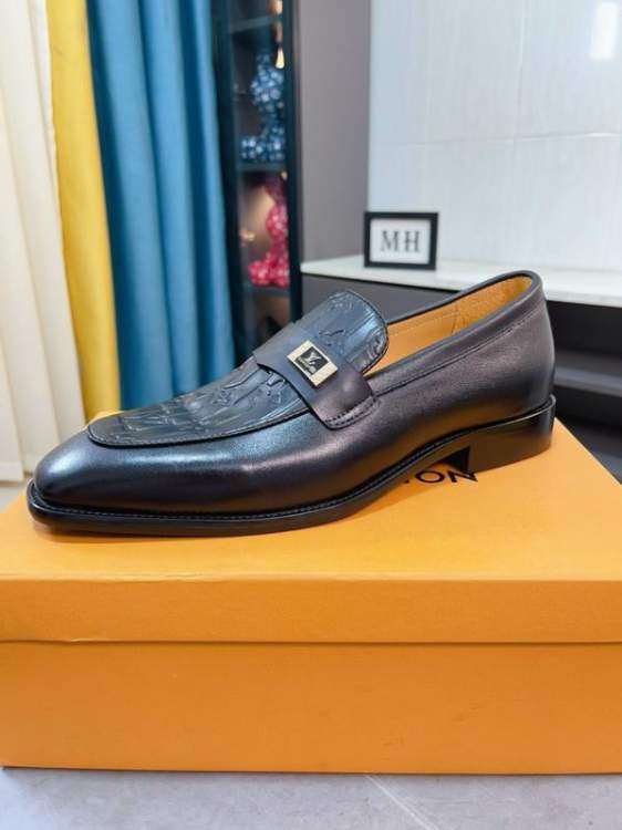 Picture of Louis Vuitton Shoes _SKULVsz38-44mnf051214289